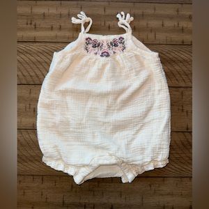 Cotton gauze romper Purple flowers 6-12m